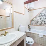 Giovanna, A Charming With Pool In A Beautiful Landscaped Garden * Šumber
