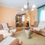 Prázdninový dům Giovanna, A Charming With Pool In A Beautiful Landscaped Garden
