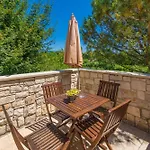 Giovanna, A Charming With Pool In A Beautiful Landscaped Garden Prázdninový dům *