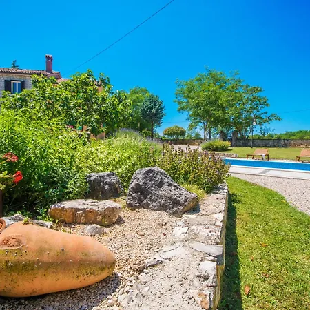 Holiday home Giovanna, A Charming With Pool In A Beautiful Landscaped Garden Sumber